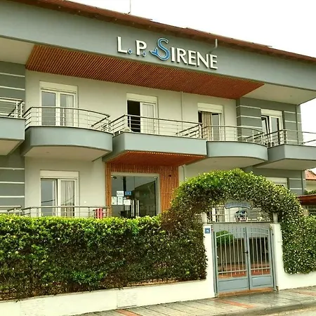 Petite Sirene * Παραλία
