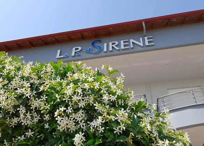 Petite Sirene Paralía